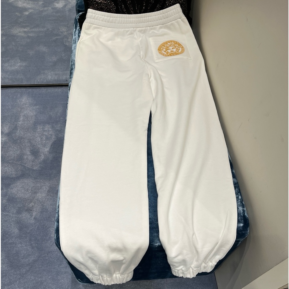 Women’s Versace La Medusa Joggers W/Back Pocket!